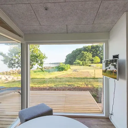 Sasser - 10m From The Sea By Interhome Oure