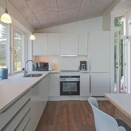 Sasser - 10m From The Sea By Interhome *