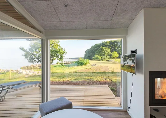 Sasser - 10m From The Sea By Interhome Oure